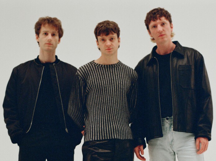 Die Band Sparkling veröffentlicht den Song 